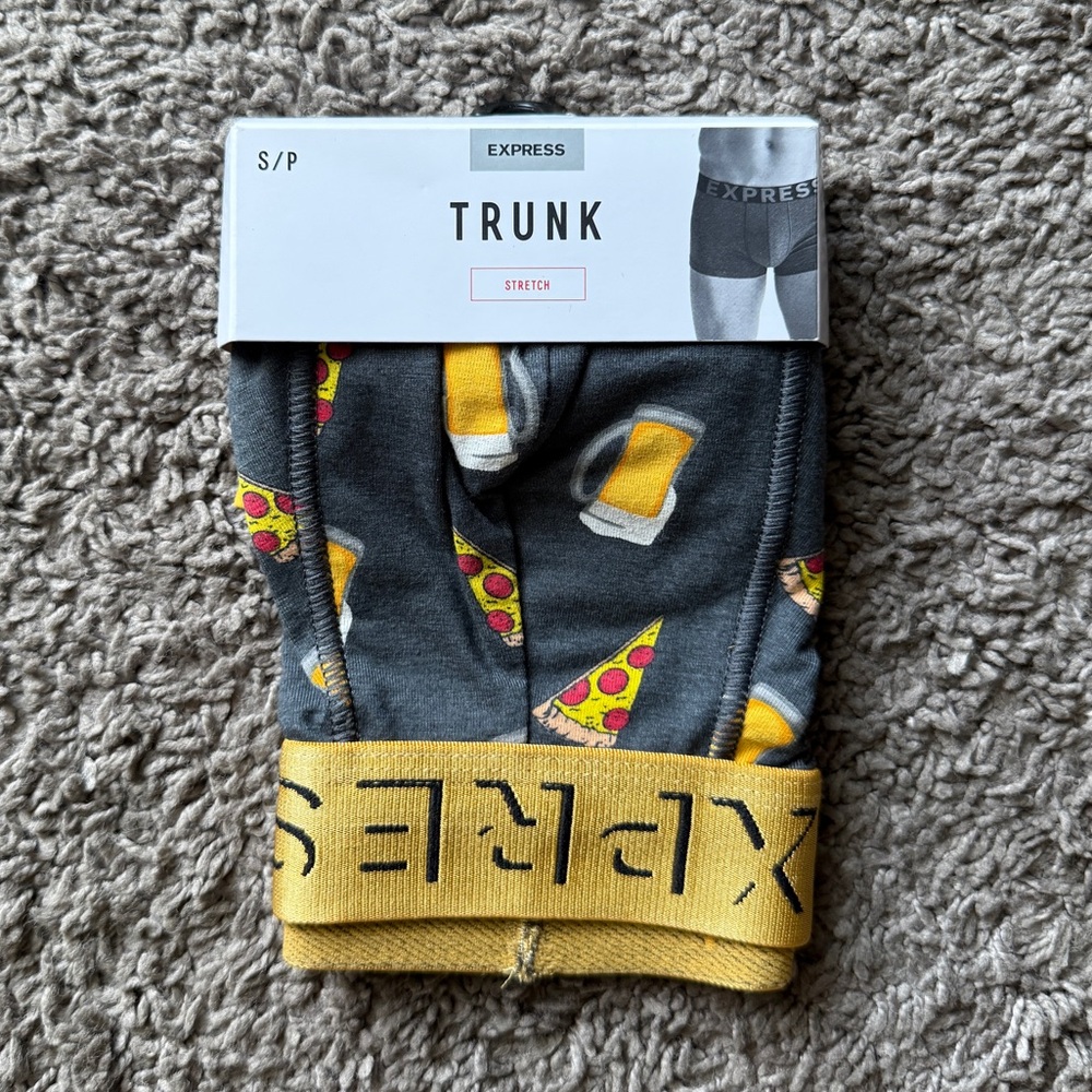 Express Pizza and Beer Print Trunk